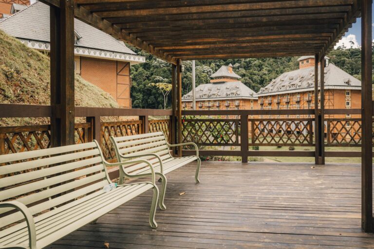 Der Doppel-Deal: Autoschutz trifft auf Freiluft-Oase – die unschlagbare Kombination